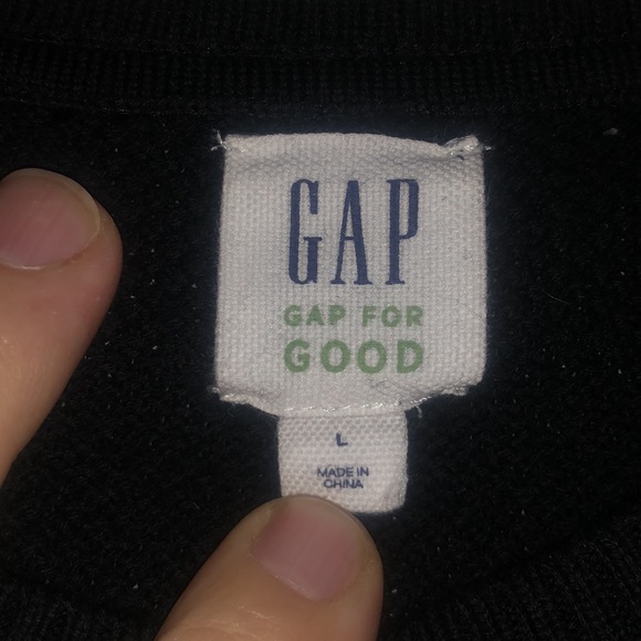GAP-Black-Crew Neck Sweater - Picture 2 of 4